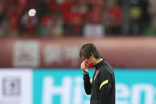 赛事竞猜-晴天霹雳?国足世预赛易地 多重困难来袭能否化险?